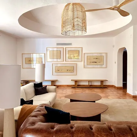 Unique In Guadalmina With Golf Views